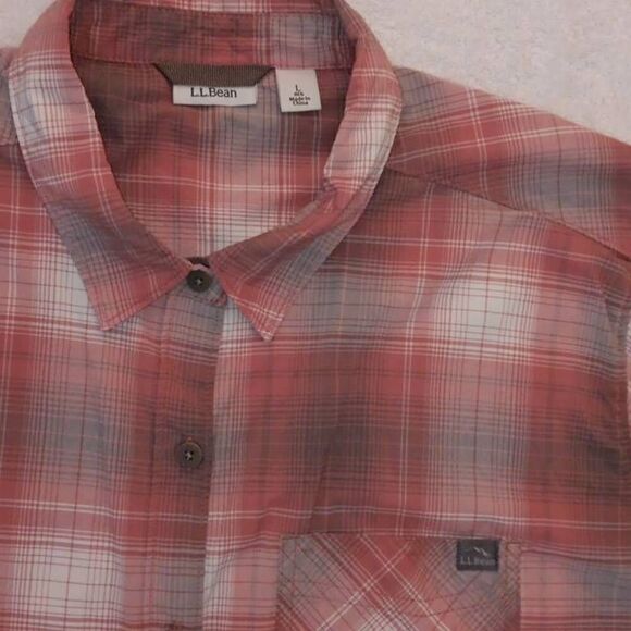 LL Bean Women's Short Sleeved Button Down Shirt, Large with 3% Spandex Activewea - Picture 2 of 8